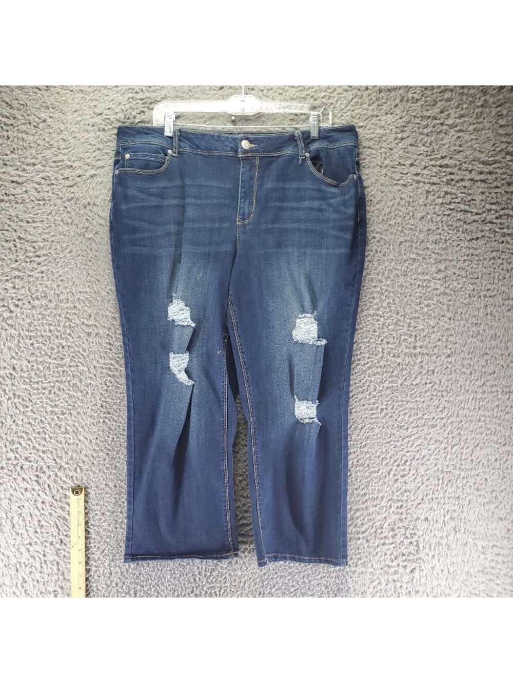 Cato Jeans Women 16 Blue Distressed Mid-Rise Denim Stretch Cropped